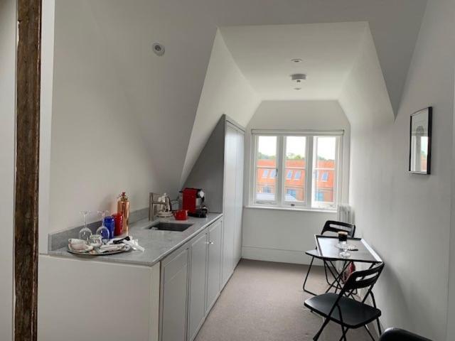 Montys Accommodation Льюїс Екстер'єр фото